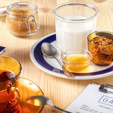 desayuno con yogurt casero