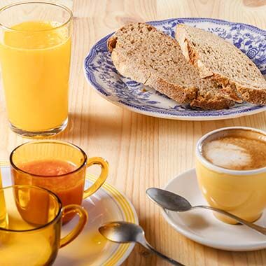 desayunar en hondarribia tostas variadas y sanas